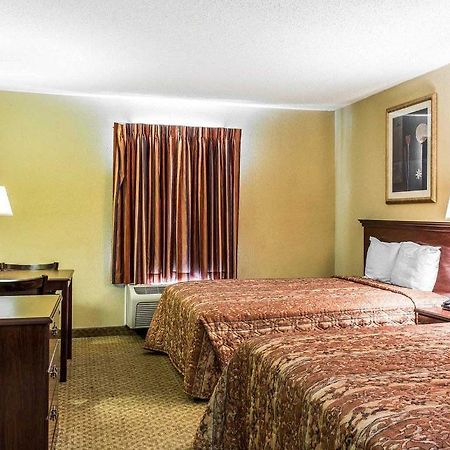 Rodeway Inn Портидж Екстериор снимка
