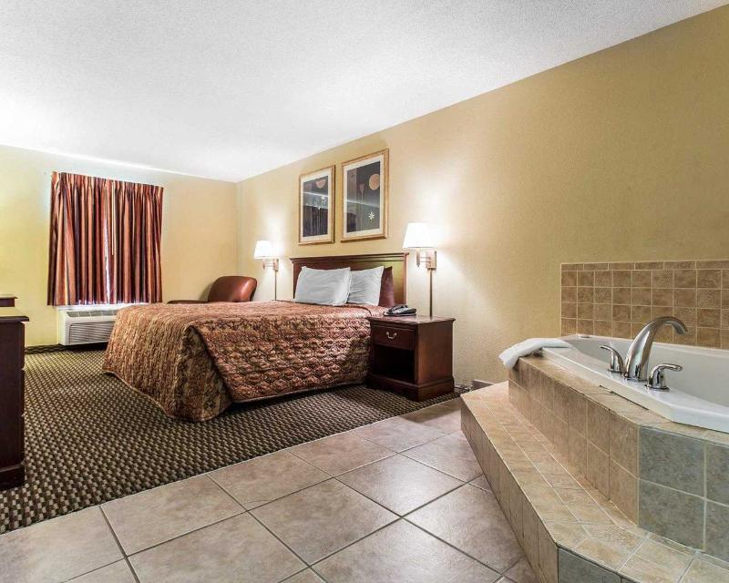 Rodeway Inn Портидж Екстериор снимка