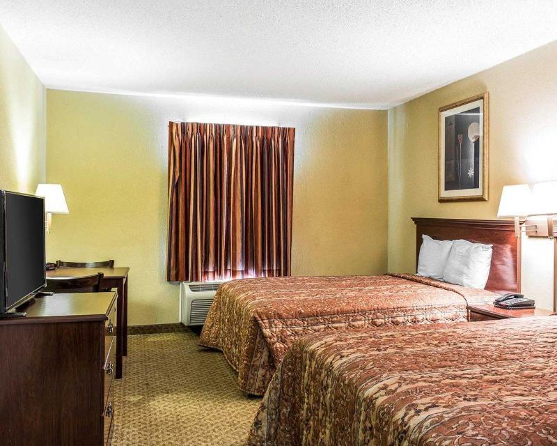 Rodeway Inn Портидж Екстериор снимка