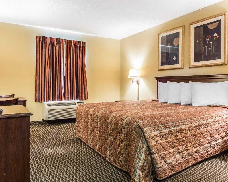 Rodeway Inn Портидж Екстериор снимка